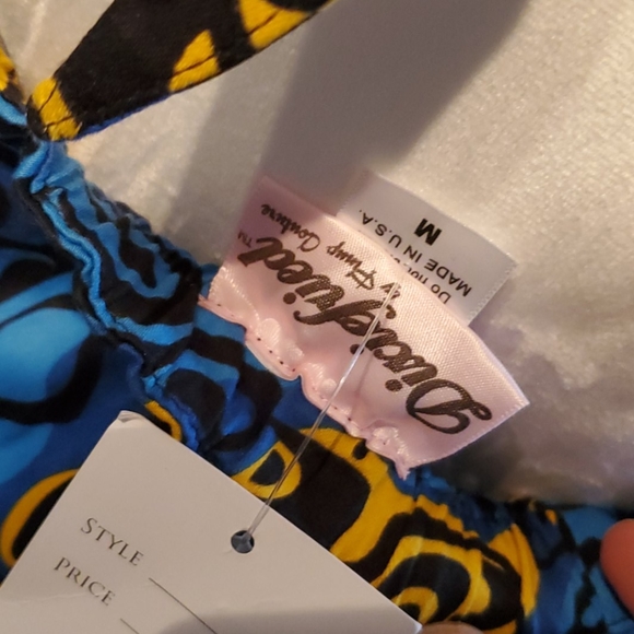 SOLD🦄 Rare Dixiefried Tiki Halter Top Button Up - Picture 4 of 6